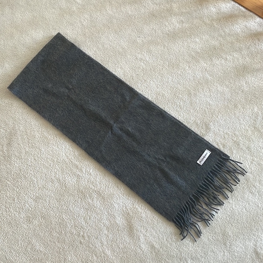 YSL 100% wool Gray scarf - Picture 11 of 11